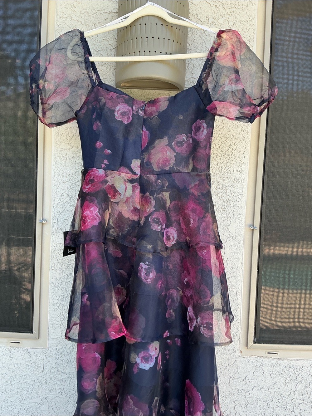 NWT Lulu’s Oh-So Stunning Navy Blue Floral Organza Tiered Midi Dress Medium - Picture 8 of 11